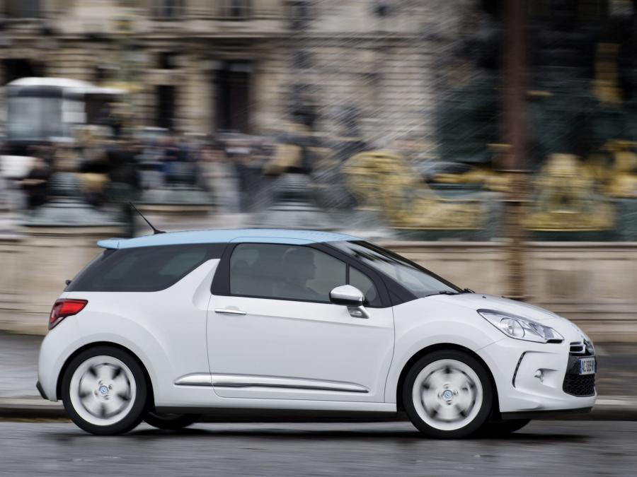  Citroen DS3 2009 года  (фото 3 из 72)